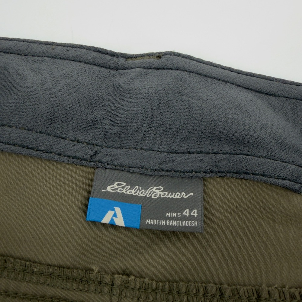 NEW Eddie Bauer Guide Pro Shorts Mens 44 First Ascent Stretch Cargo Hiking - Picture 5 of 8